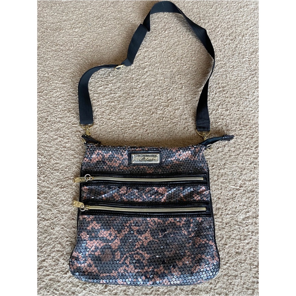 Betsey Johnson Snake Skin Zip Up Crossbody Purse